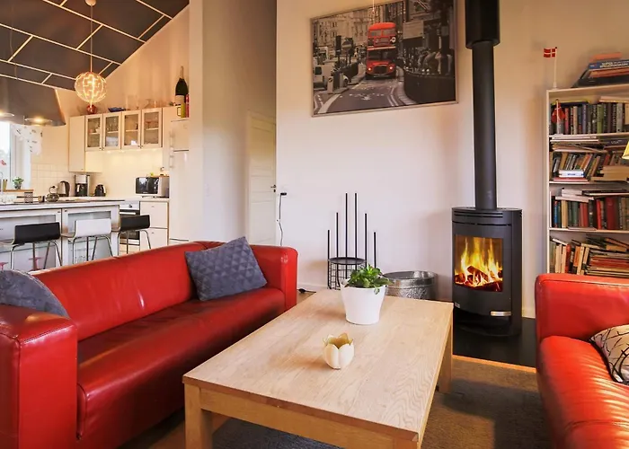 11 Person In Vaeggerlose-by Traum בית נופש