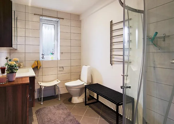 11 Person In Vaeggerlose-by Traum Bøtø By